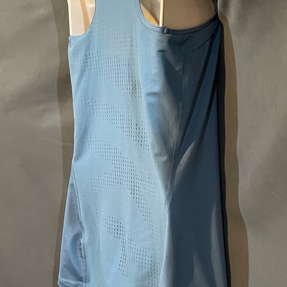 Nike dry fit fitness tank top - Picture 7 of 12
